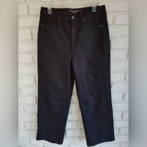 Chico's High-Rise Straight Leg Jeans in Black, sz 1.5 Petite